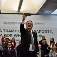 Ya se podrá programar citas en los consulados de México en EU vía Whatsapp: Marcelo Ebrard