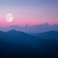 Turismo desde el balcón: habrá una superluna rosa