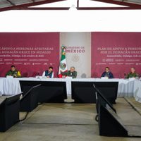 AMLO pide tomar en cuenta a damnificados por huracán "Grace" ignorados