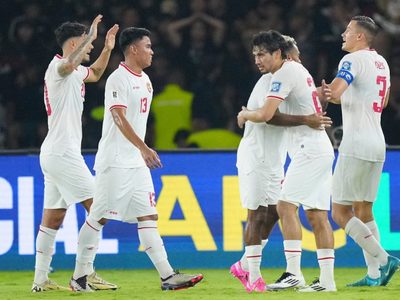 Japón acaricia el Mundial 2026; Indonesia sorprende a Arabia Saudí