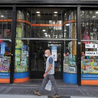 El Gobierno porteño condonará impuestos a comercios no esenciales