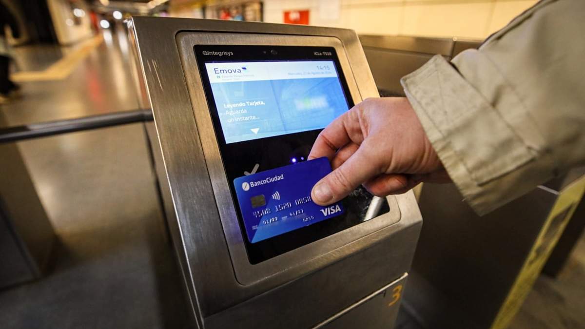 El Gobierno porteño modernizó el sistema de pagos del subte. Fuente: (X)