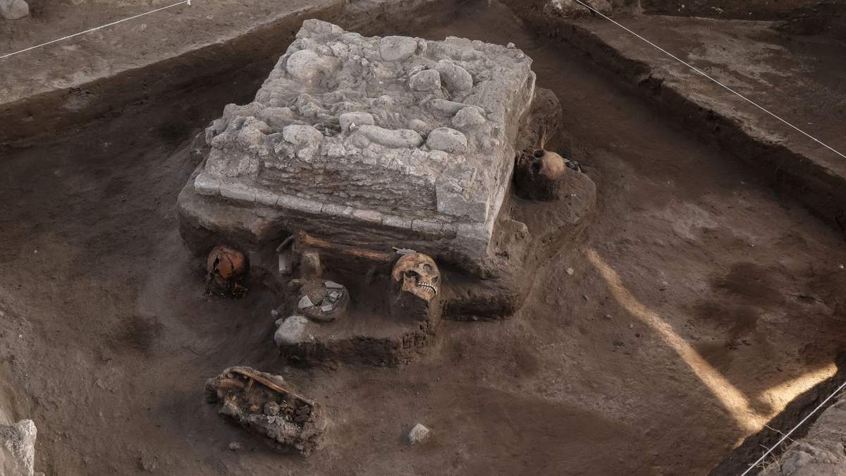 Altar descubierto cerca de Tula