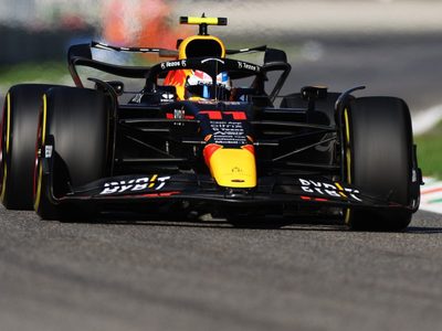 Checo Pérez recibe sanción de 10 posiciones para el GP de Italia