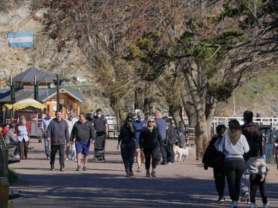 Récord en turismo: por Navidad y Año Nuevo miles de personas visitaron Neuquén