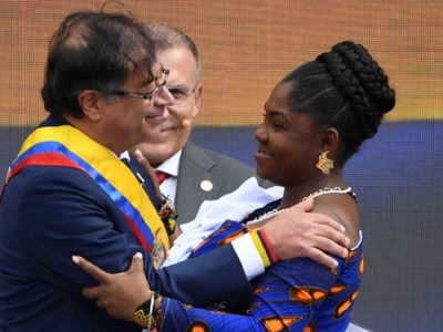 Gustavo Petro juró como presidente de Colombia: "Hoy empieza nuestra segunda oportunidad"