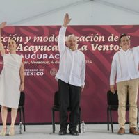 AMLO y Sheinbaum inauguran el camino Minatitlán-Hidalgotitlán en Veracruz