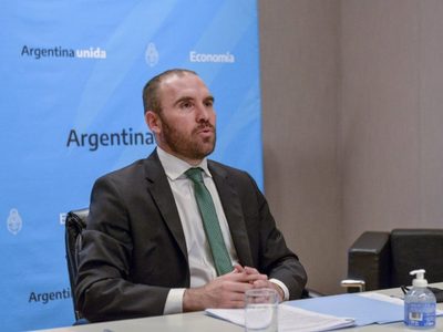 Martín Guzmán: “La economía viene transitando una senda positiva”