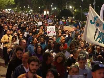 Una masiva manifestación en Neuquén volvió a reclamar por Memoria Verdad y Justicia