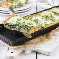 Pastel de papas y espinacas gratinadas: cremoso y muy fácil, una receta otoñal que enamora