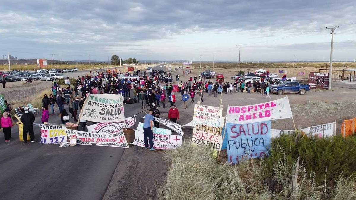 Piquetes en las rutas. Fuente: (Twitter)