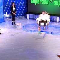 Mila Ximénez, asombrada por la contestación de una colaboradora: "Pongo la cara que me de la gana"