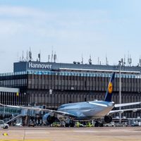 Drones paralizan temporalmente el tráfico aéreo en la ciudad alemana de Hannover