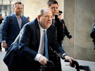 Harvey Weinstein es hospitalizado en Nueva York