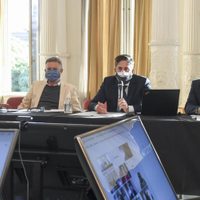 Nicolás Trotta insistió en "suspender momentáneamente la presencialidad"