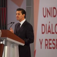 Peña y empresarios acuerdan dar empleo a mexicanos deportados de EU