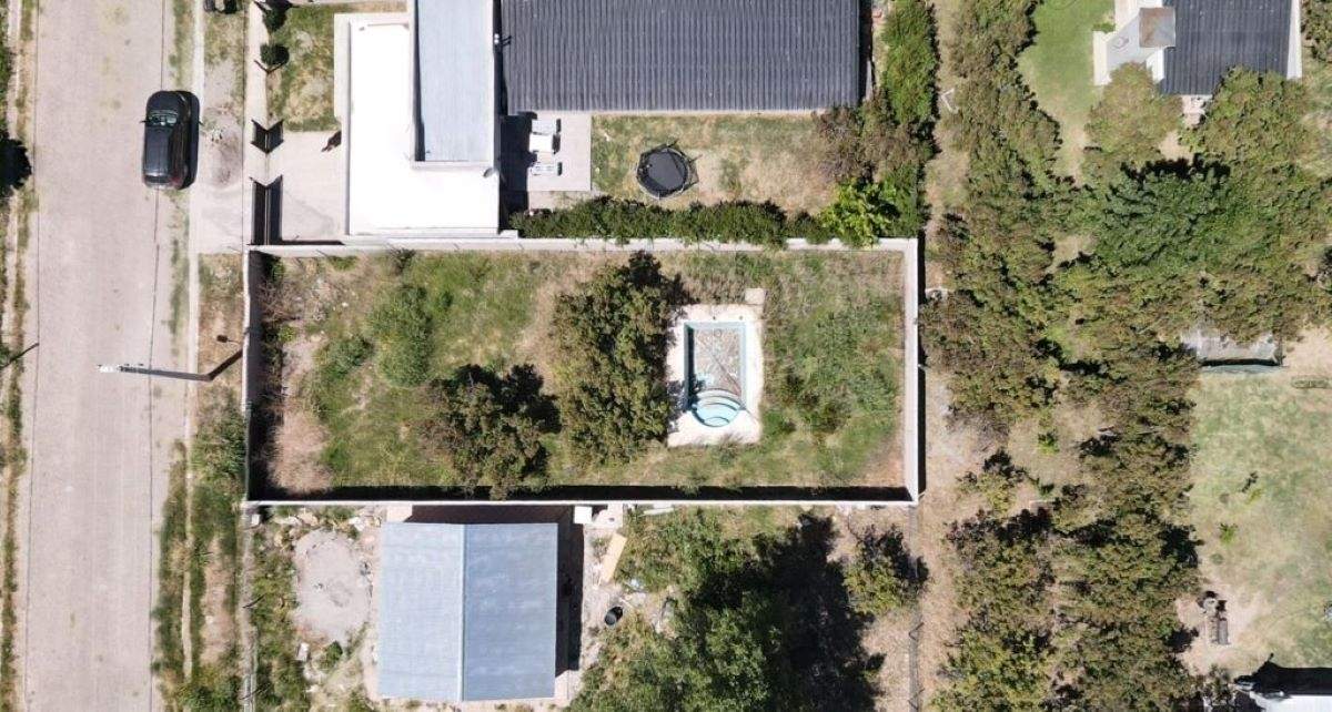 Gloria Ruiz denunciada por la construcción de una pileta. Fuente: (Facebook).