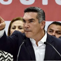 “Alito” asegura que el PRI no está trabajando con Morena ninguna iniciativa de reforma electoral