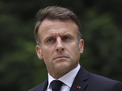 Macron insta a actuar contra Hermanos Musulmanes