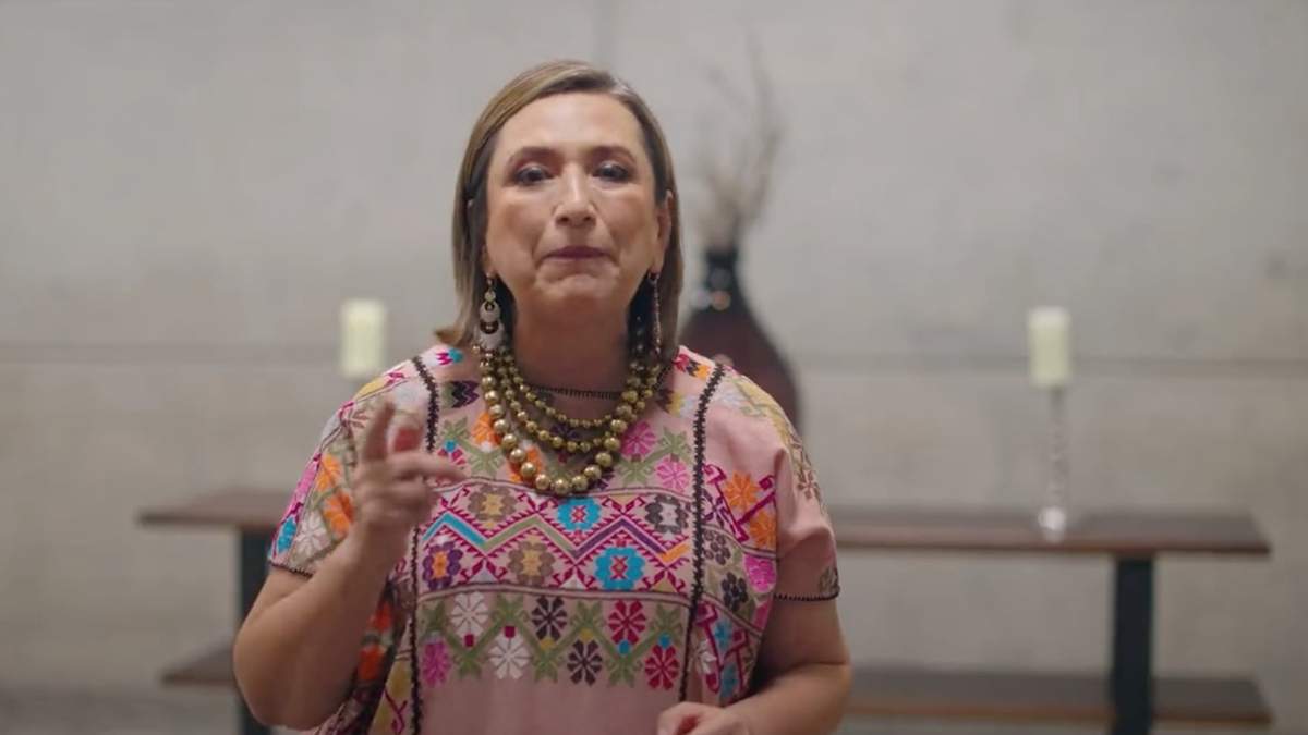 La senadora fijó su postura en un video