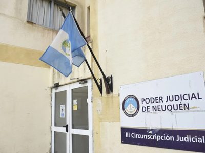 Confirmaron la prisión preventiva para un hombre que golpeó y ató a un poste a su expareja