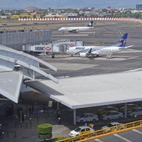 Federación internacional de pilotos alerta sobre incidentes en el AICM tras la apertura del AIFA