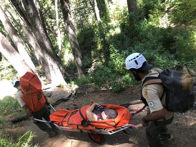 Una mujer fue asistida en playa Muñoz de Bariloche tras sufrir un traumatismo en su pierna