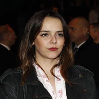 A pesar del confinamiento, la hija de Estefanía de Mónaco sigue creciendo en el mundo de la moda