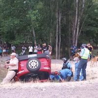 Neuquén Capital: perdió el control y volcó en el Paseo de la Costa