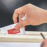Abren los centros electorales en Chile: de cara a los históricos comicios regionales