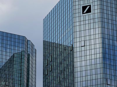 Investigadores allanan oficinas del Deutsche Bank, en Alemania, por caso de lavado de dinero