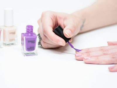 Estos colores de esmalte son un sí rotundo: combinan con todo y siempre quedan bien