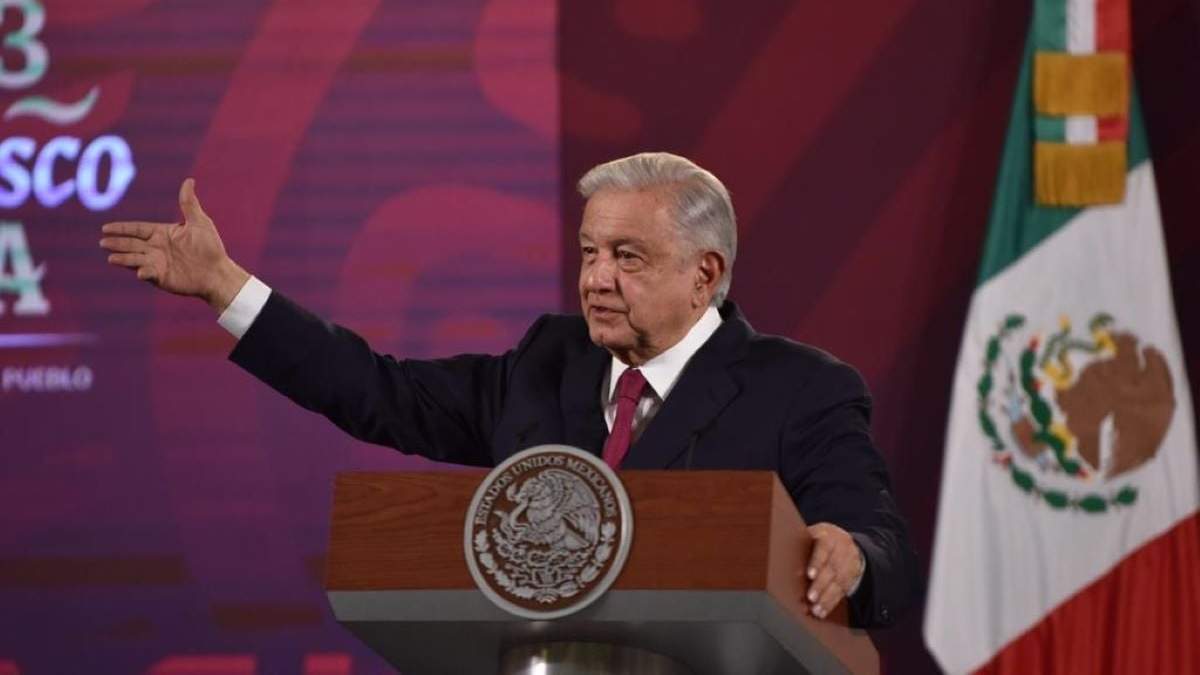 El presidente en su conferencia
