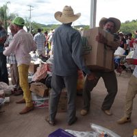 Brigadistas denuncian irregularidades en reparto de ayuda en Puebla