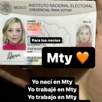 Ante cuestionamientos, Mariana Rodríguez muestra su INE con domicilio de Monterrey
