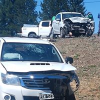 Tres personas heridas en choque frontal sobre Ruta Nacional 40, cerca de Junín de los Andes