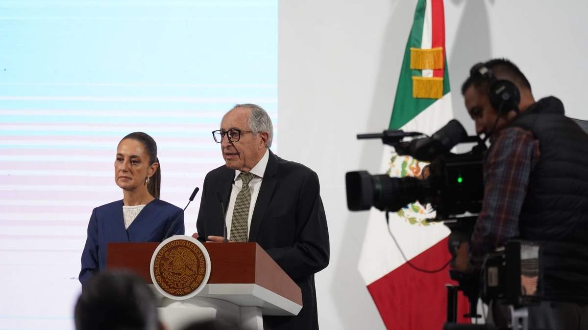 Claudia Sheinbaum con el secretario de Salud, David Kershenobich