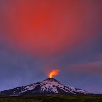 Incrementan el área de peligro del volcán Villarrica, aunque sigue en alerta técnico amarillo