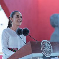 Sheinbaum promete seguir recuperando la memoria histórica de México