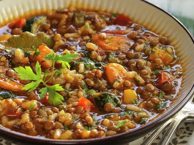 Porotos en salsa de calabaza, una receta fácil y práctica para los que no saben cómo comer legumbres