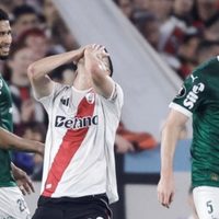 Con sabor a bronca: River cayó ante Palmeiras en el Monumental