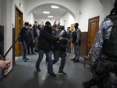 Tres de cuatro sospechosos acusados de atentado en Rusia admiten ser culpables