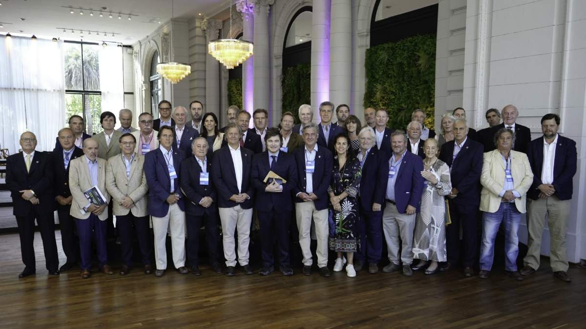 Milei le había prometido al sector agropecuario que, en caso de consolidarse la tendencia de solidez fiscal, cumplirá con su promesa de bajar las retenciones.