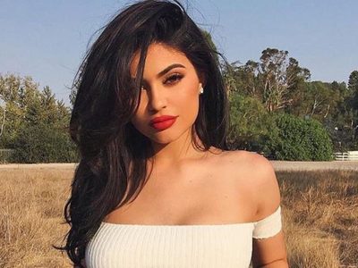 ¡Furor por la foto carnet de Kylie Jenner!: Salió mejor que una producción profesional