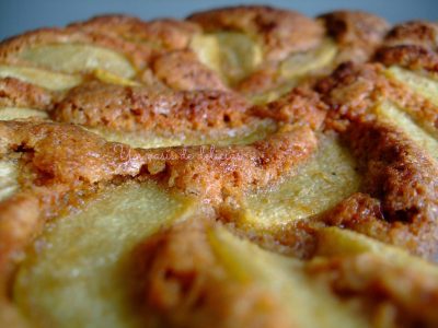 Torta de peras y canela: para este domingo de Invierno, para disfrutar con unos mates bien calentitos