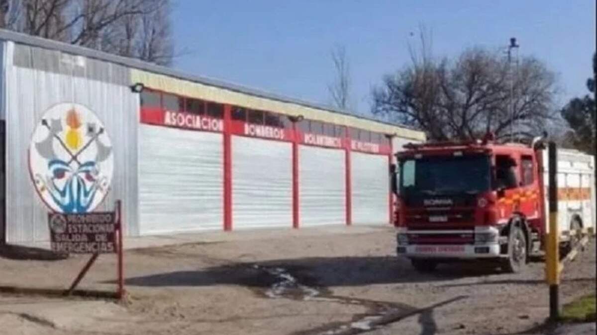 Bomberos Voluntarios. Fuente: (Minuto Neuquén).