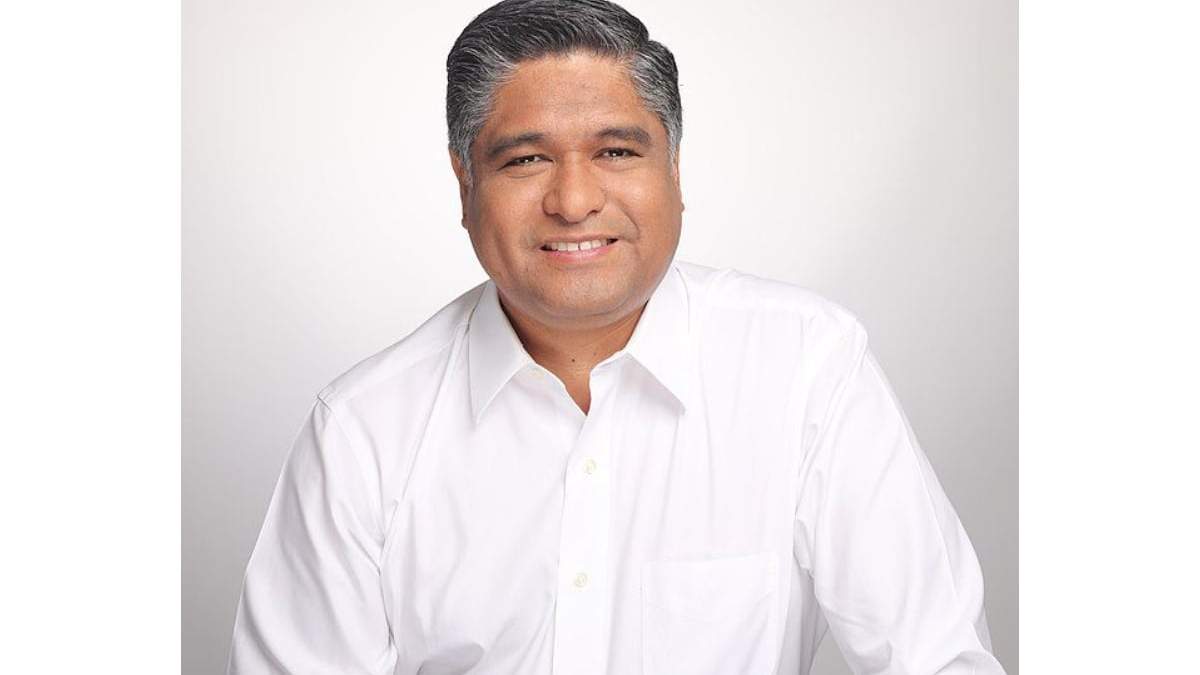 Víctor Fuentes