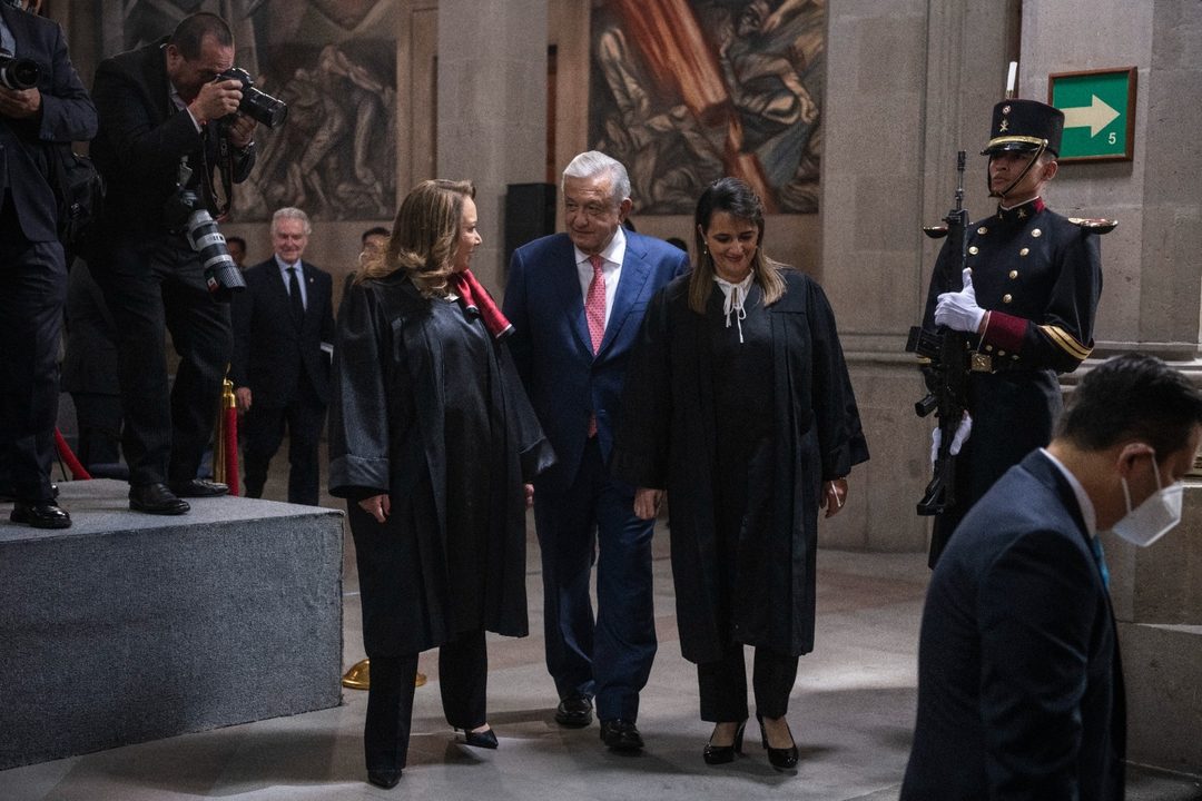AMLO acompañado Foto Octavio Gómez