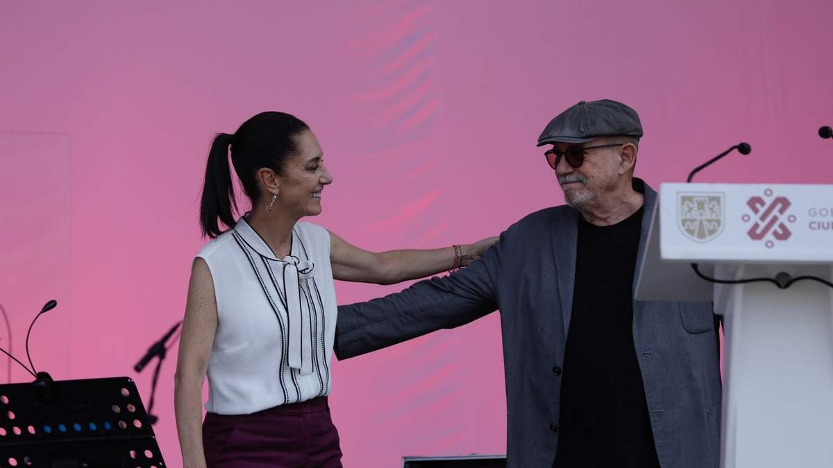 La jefa de Gobierno Claudia Sheinbaum entregó las llaves de esta ciudad al trovador cubano Silvio Rodríguez
