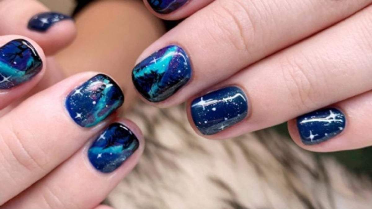 Nail art efecto 'aurora'. Fuente: (Instagram).